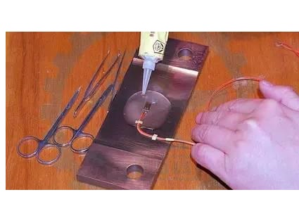 電阻應變片的安裝操作過程