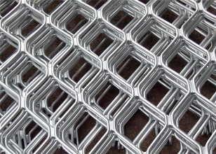 控制鋁合金焊接變形和殘余應力的研究現(xiàn)狀