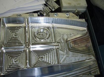 JH頻譜諧波振動時效設備在鋁合金小型薄壁結構件中的應用