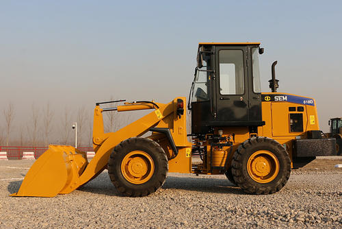 超聲波時(shí)效消除裝載機(jī)動(dòng)臂焊縫殘余應(yīng)力