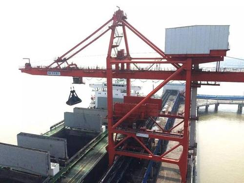 橋式抓斗卸船機(jī)結(jié)構(gòu)動(dòng)應(yīng)力測(cè)試研究