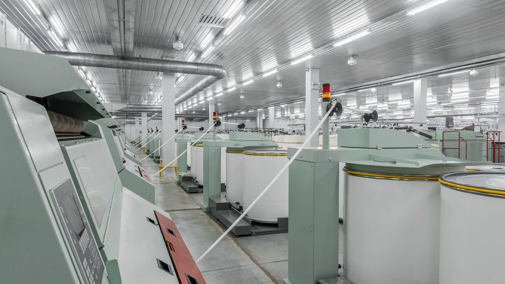 注塑機(jī)機(jī)架振動時效消除應(yīng)力處理