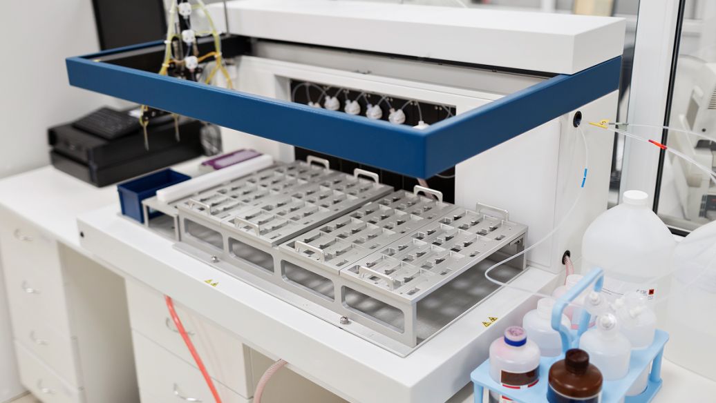 振動時效工藝在板料折彎機(jī)上的應(yīng)用